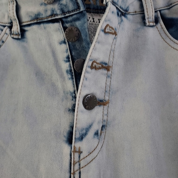 VIP Jeans - Picture 4 of 5